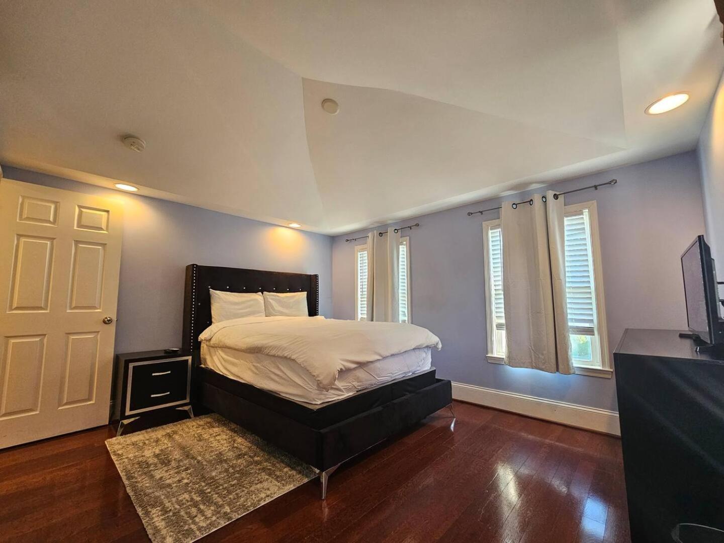 Two Story Queen Primary Towson Luaran gambar